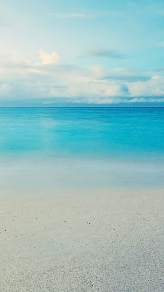 綺麗で澄んだ海 iPhone5 スマホ用壁紙