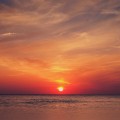 大海原と夕日 iPhone6壁紙