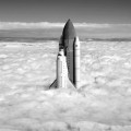 雲を抜けるスペースシャトル iPhone6壁紙