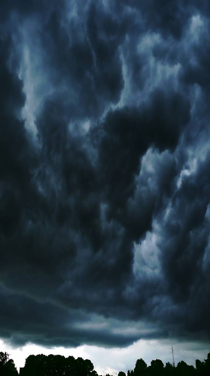 曇天の空 iPhone6壁紙