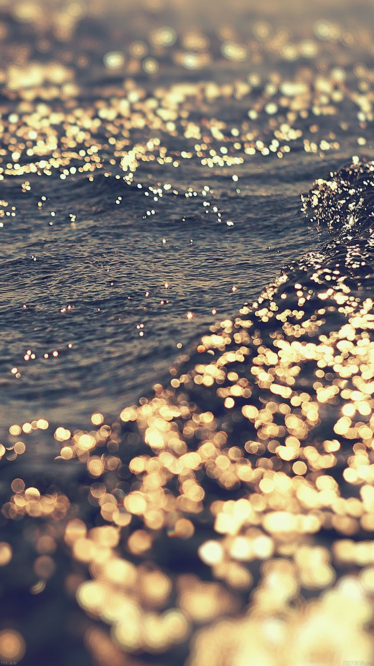 光る水面 iPhone6壁紙